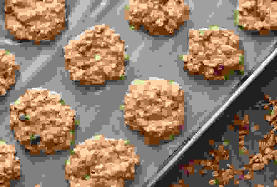 Zart, fruchtig und einfach gemacht – diese Kekse schmecken Gross und Klein und eignen sich ab dem 7. Monat.