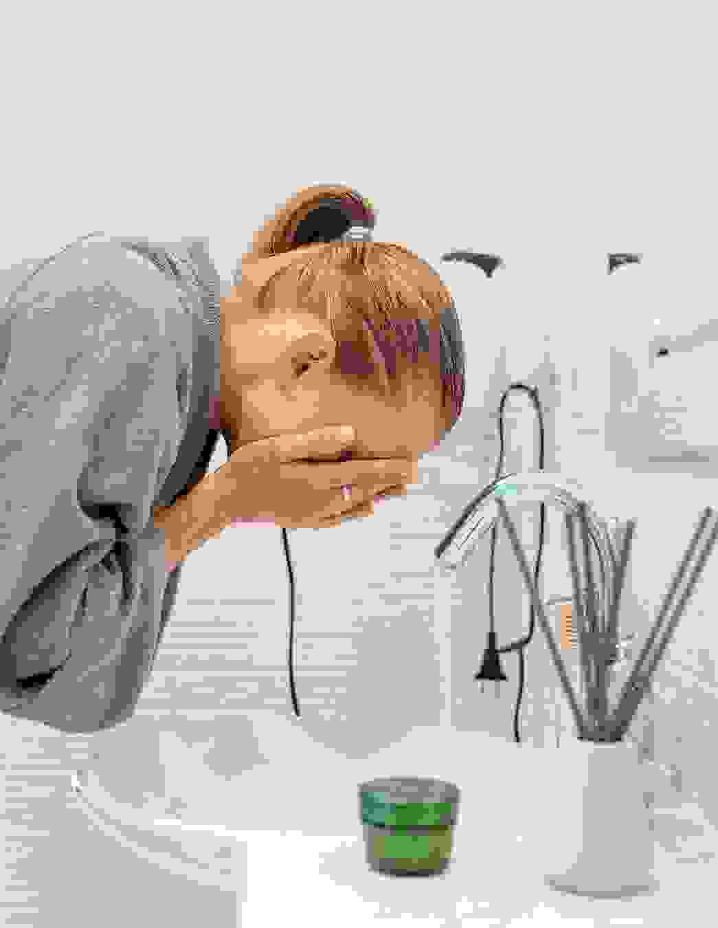 La nausea mattutina è spesso fastidiosa, ma con qualche piccolo trucco la vita quotidiana può diventare più semplice. Dagli spuntini alle tisane: scopra cosa aiuta davvero.