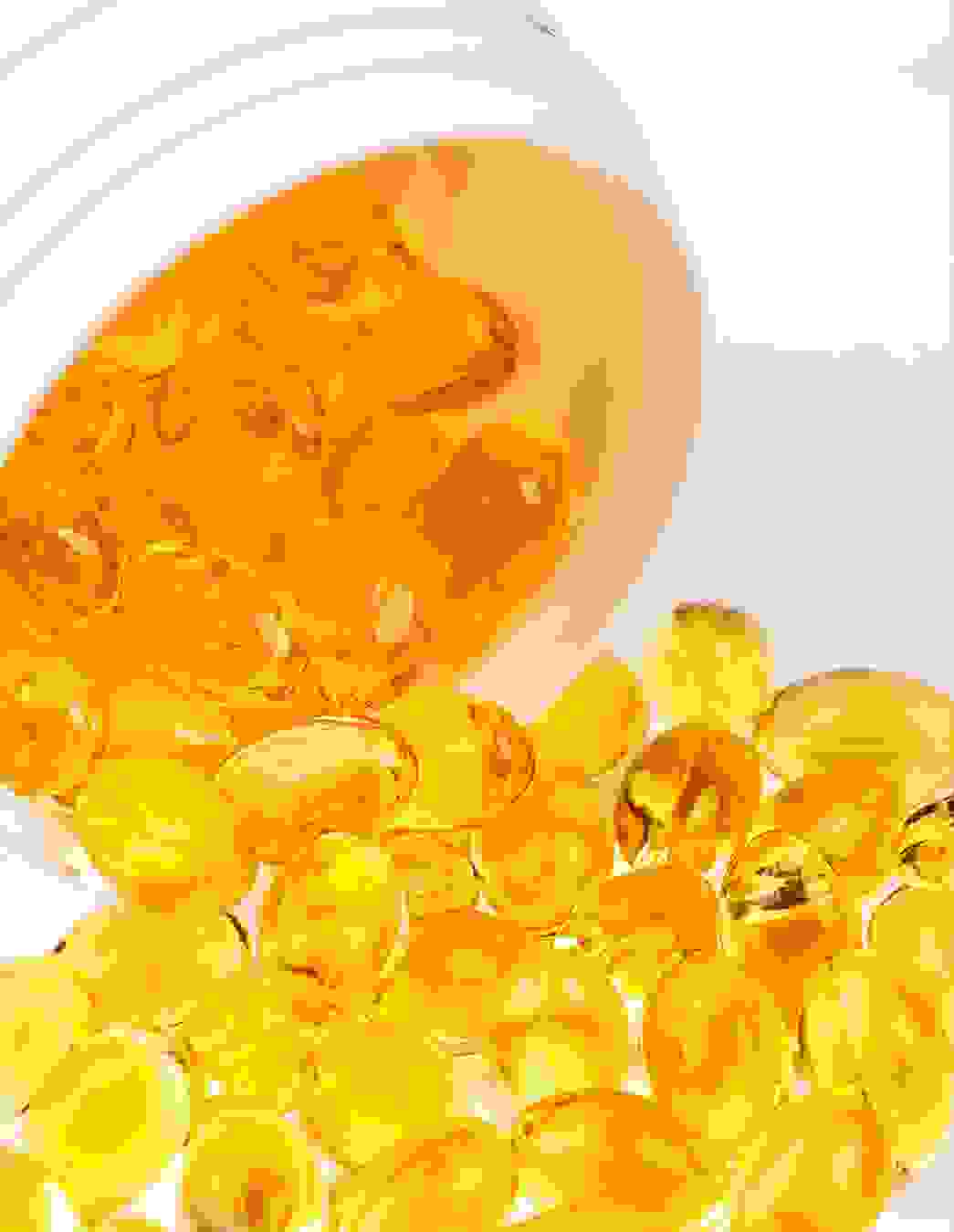 Ein Mangel an Vitamin D3 ist gerade in der Schwangerschaft riskant. Erfahren Sie, warum Sonnenlicht allein oft nicht reicht – und was Sie tun können, um gut versorgt zu bleiben.