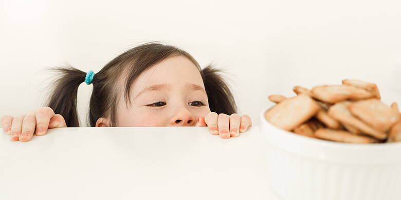 Les enfants veulent en faire partie. C'est un besoin fondamental de l'être humain. Lorsqu'une maladie comme la coeliakie (intolérance au gluten) survient dans leur vie, ils se sentent souvent marginalisés.