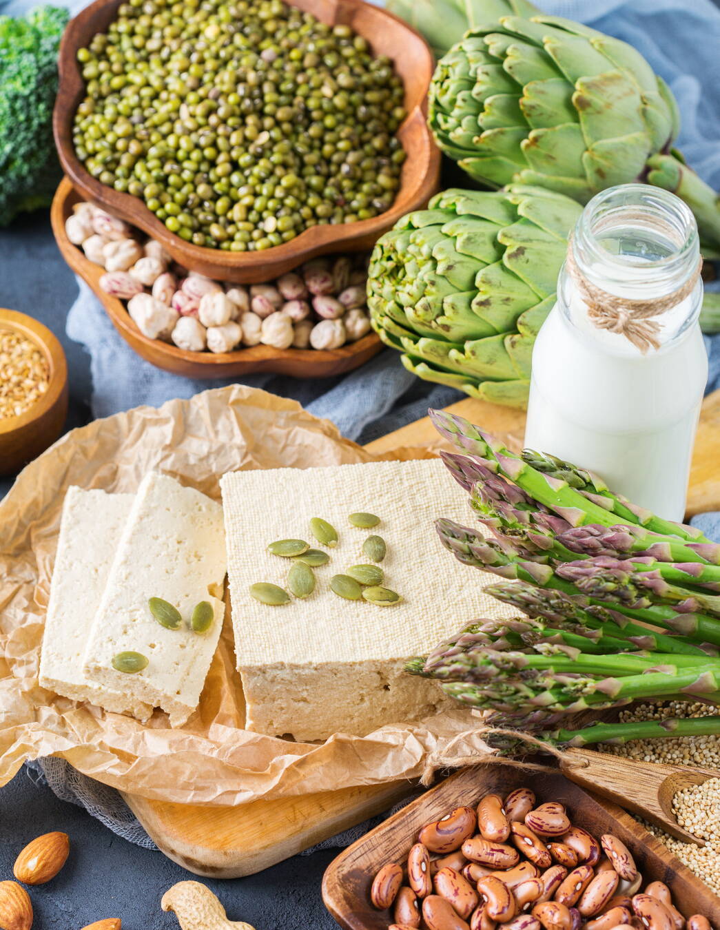 Le calcium et le magnésium ne soutiennent pas seulement votre bien-être, mais aussi le développement de votre enfant. Voici comment garantir un apport optimal – de manière naturelle et avec les bonnes connaissances.

