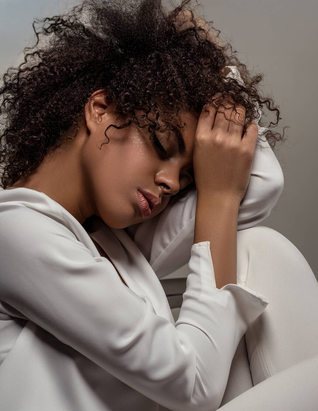 Fatigue, troubles de la concentration ou chute de cheveux? Ces symptômes peuvent indiquer une carence en fer. Lisez comment la reconnaître et y remédier de manière ciblée.

