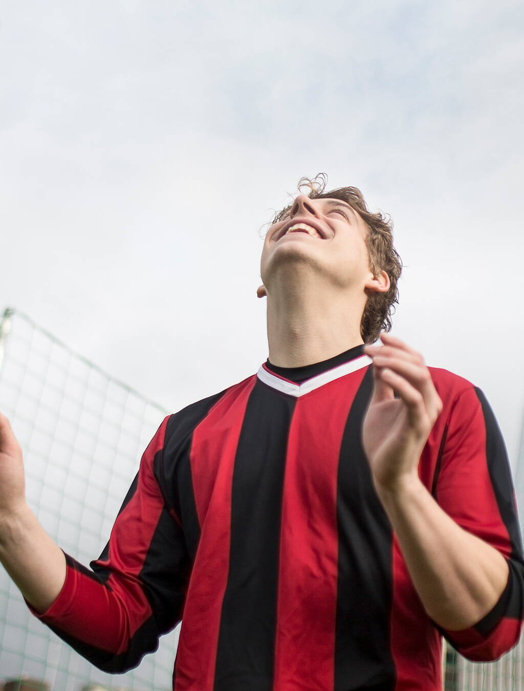 Leistungsdruck kann Kinder und Jugendliche krank machen. Andreas’ Geschichte zeigt, wie wichtig frühes Handeln ist – und wie «Herzensspende» Familien in schwierigen Zeiten stärkt.