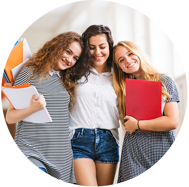 Je vais encore à l’école Conseils pour les jeunes et les jeunes adultes sur les études, le lycée, l'enseignement, le service civil, militaire, l'école et la famille. Nous répondons aux questions concernant l'assurance maladie, l'assurance ménage et l'assurance responsabilité civile, l'assurance automobile ainsi que tous les autres domaines de l'assurance et de la prévoyance personnellement et avec compétence.