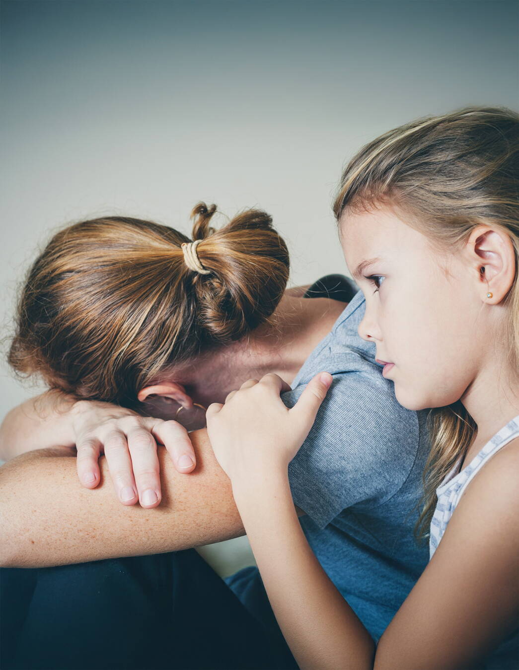 Warum ist Mami so komisch? Wenn ein Elternteil psychisch erkrankt, geraten Kinder schnell aus dem Gleichgewicht. «Herzensspende» unterstützt Familien wie jene von Herrn Brunelli mit konkreten Entlastungsangeboten.