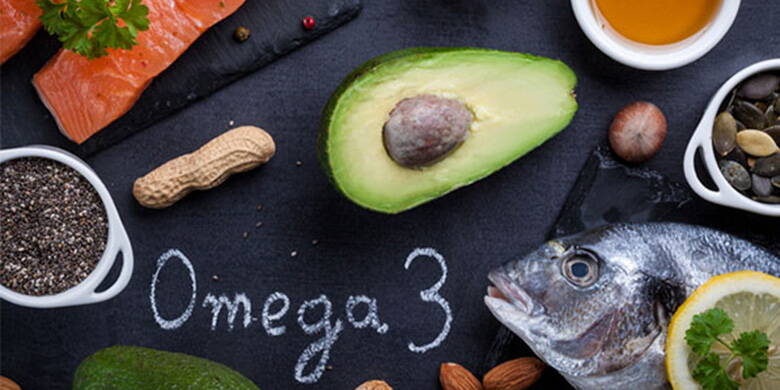 Fett ist ungesund? Ganz im Gegenteil! «Gesunde» Fette sind lebenswichtig. Jeder Körper braucht Omega-3-Fettsäuren und kann -ob jung oder alt- davon profitieren. Wie wir uns ernähren hat grossen Einfluss auf unsere Gesundheit. Zu einer ausgewogenen Ernährungsweise gehören auch Omega-3-Fettsäuren.