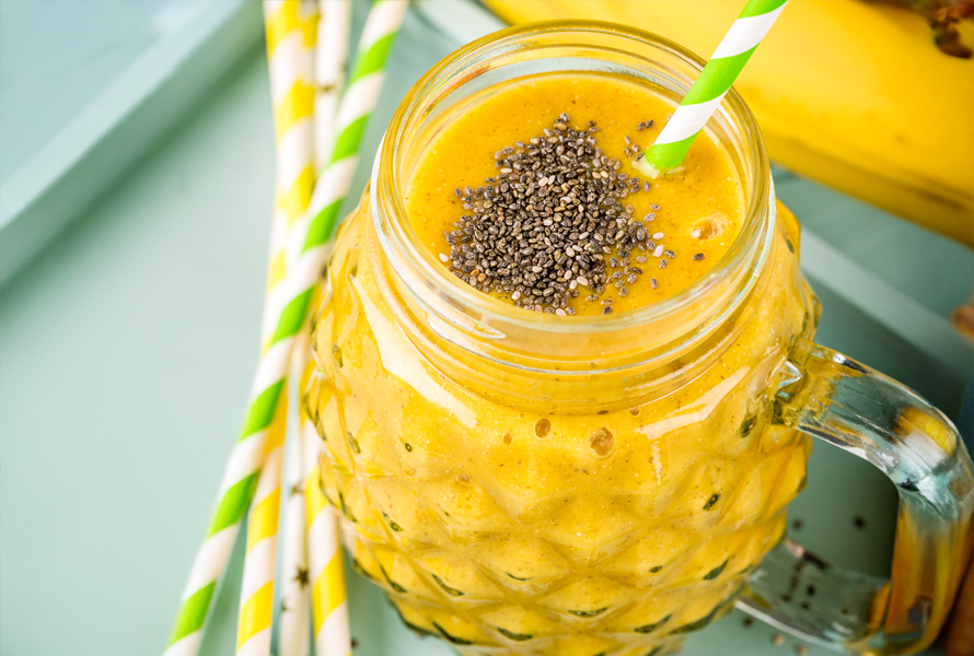 Tropenmix mit Mango, Kiwi, Orange und Ananas Fruchtige Erfrischung mit Südfrüchten – schmeckt nach Urlaub und bringt Farbe in den Alltag. Mit Flohsamen verfeinert.