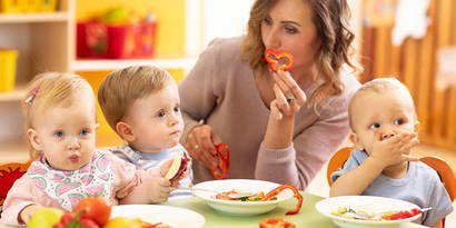 Blog bèbè | Arrosti di verdure sane e gustose per i più piccoli. Fingerfood è adatto ai bambini piccoli non appena i primi denti sono penetrati nelle gengive. Ma quali alimenti possono essere trasformati in sani e salutari dessert vegetali di quale età? Per saperne di più